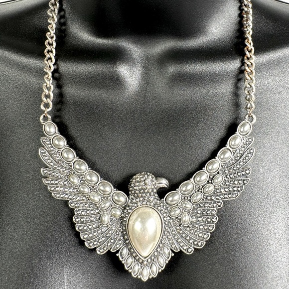 VTG Flying Eagle With Pearls Silver Tone Necklace Pendant Statement Necklace - Picture 1 of 11